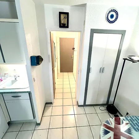 Proche Avec Piscine